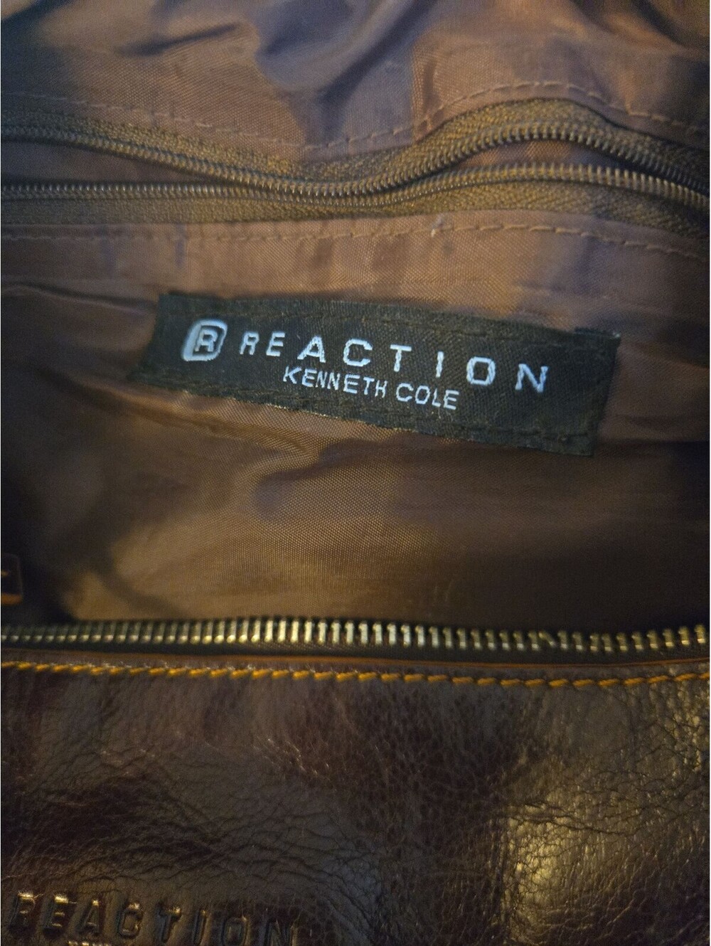 Kenneth Cole Reaction Brown Leather Duffel Satchel Bag *Broken Zipper* - Picture 2 of 7